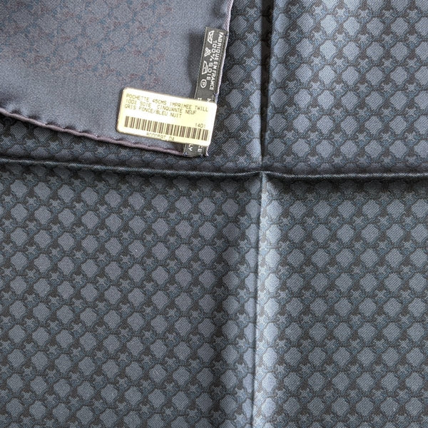 Hermes Men's Pochette Dark Grey Night Blue CINQUANTE NEUF Twill Pocket Square Scarf 45cm, BNWT! - poupishop