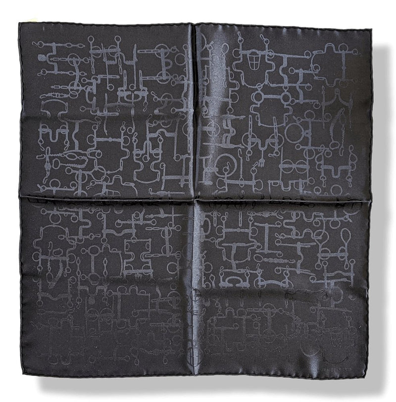 Hermes Men's Pochette Pongee Black COLLECTION EQUESTRE Jacquard Silk Pocket Carre 45cm, BNWT! - poupishop