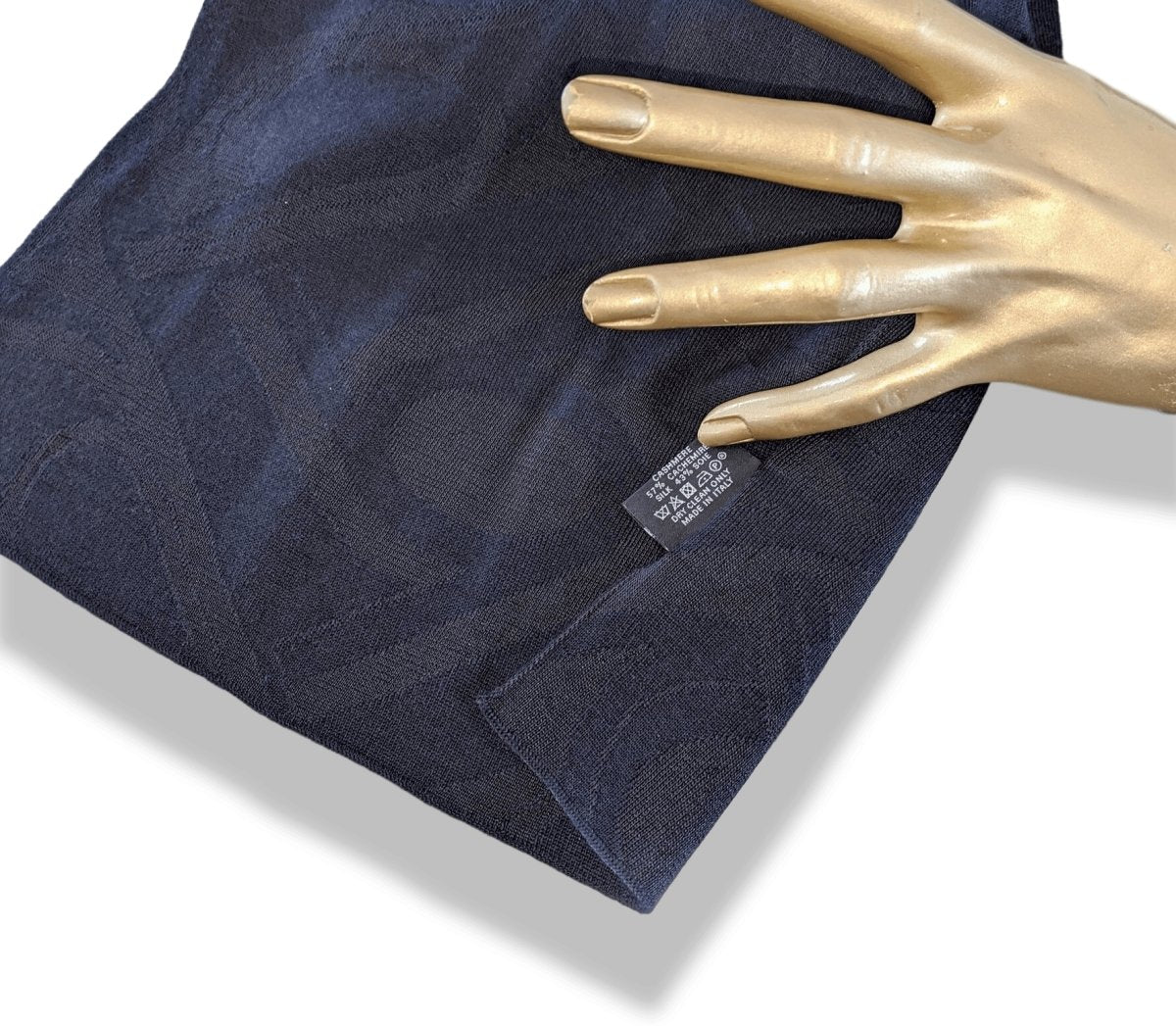 Hermes Navy VIRAGE MUFFLER 57% Cashmere Stole 30 x 190cm cm, BNWT! - poupishop