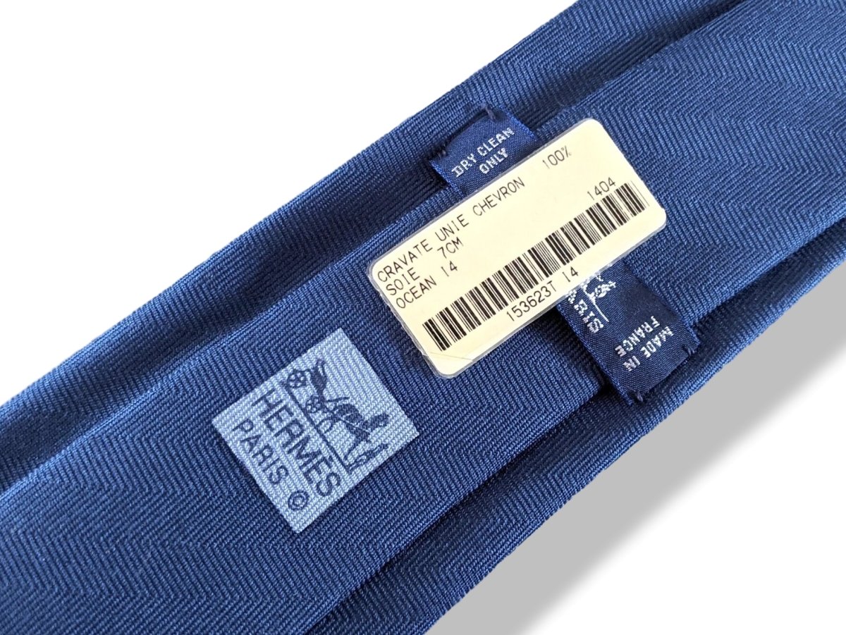 Hermes Ocean 14 UNIE CHEVRON Silk Tie 7cm, NWT - poupishop