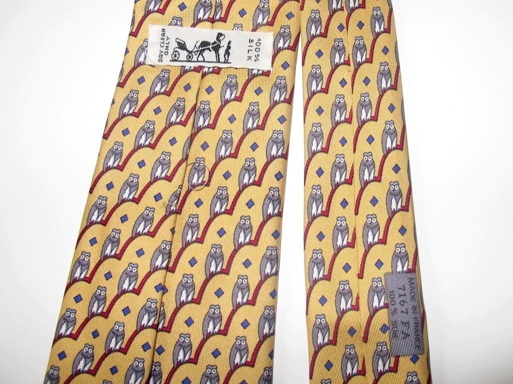 Hermes Ochre Yellow Owls Twill Silk Tie, Nr 7167 FA - poupishop