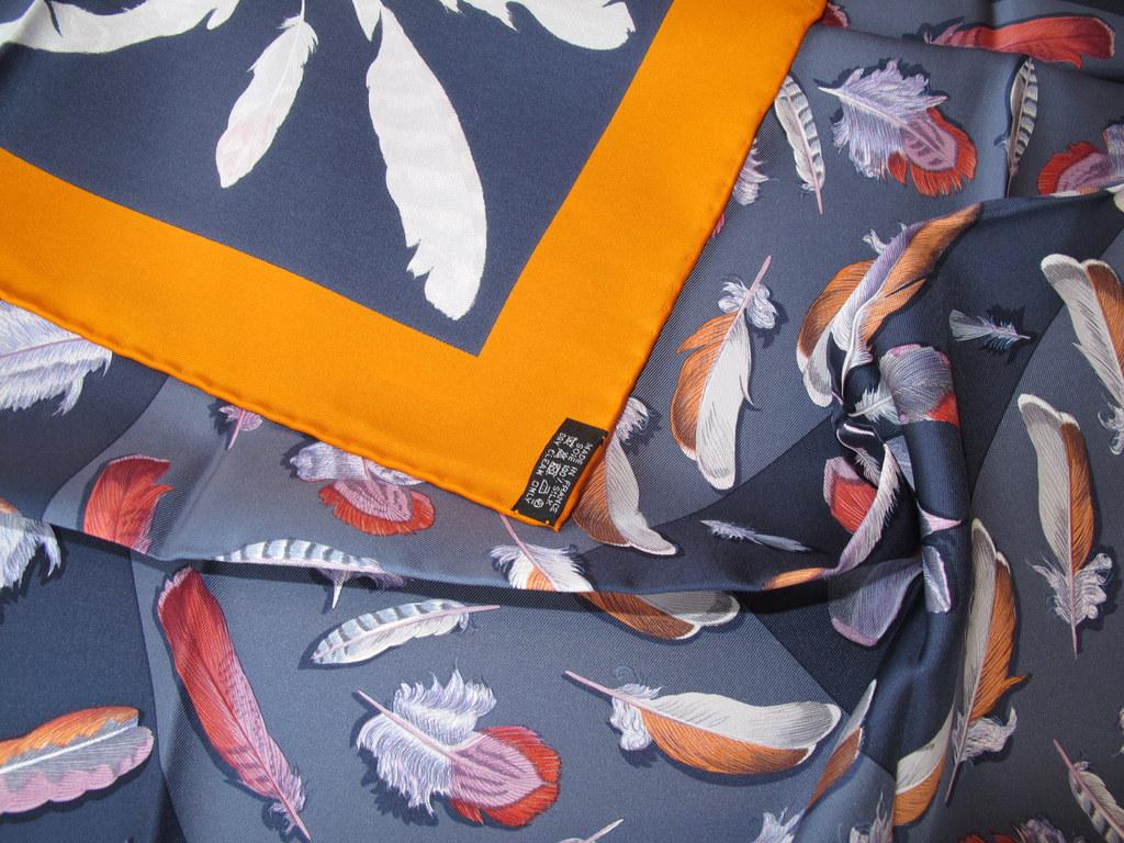 Hermes Orange Anthracite Plumes II Blanc Matte Overlay Twill 90cm, New! - poupishop