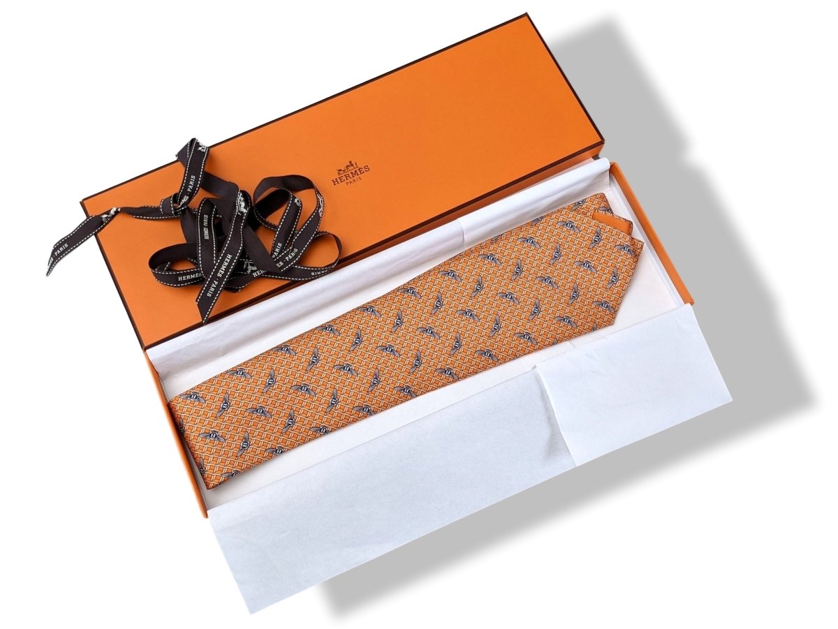 Hermes Orange/Gris Argent Limited Edition VIP BENTLEY Twill Silk Tie 9,5CM 5355 TA Rare, BNIB! - poupishop