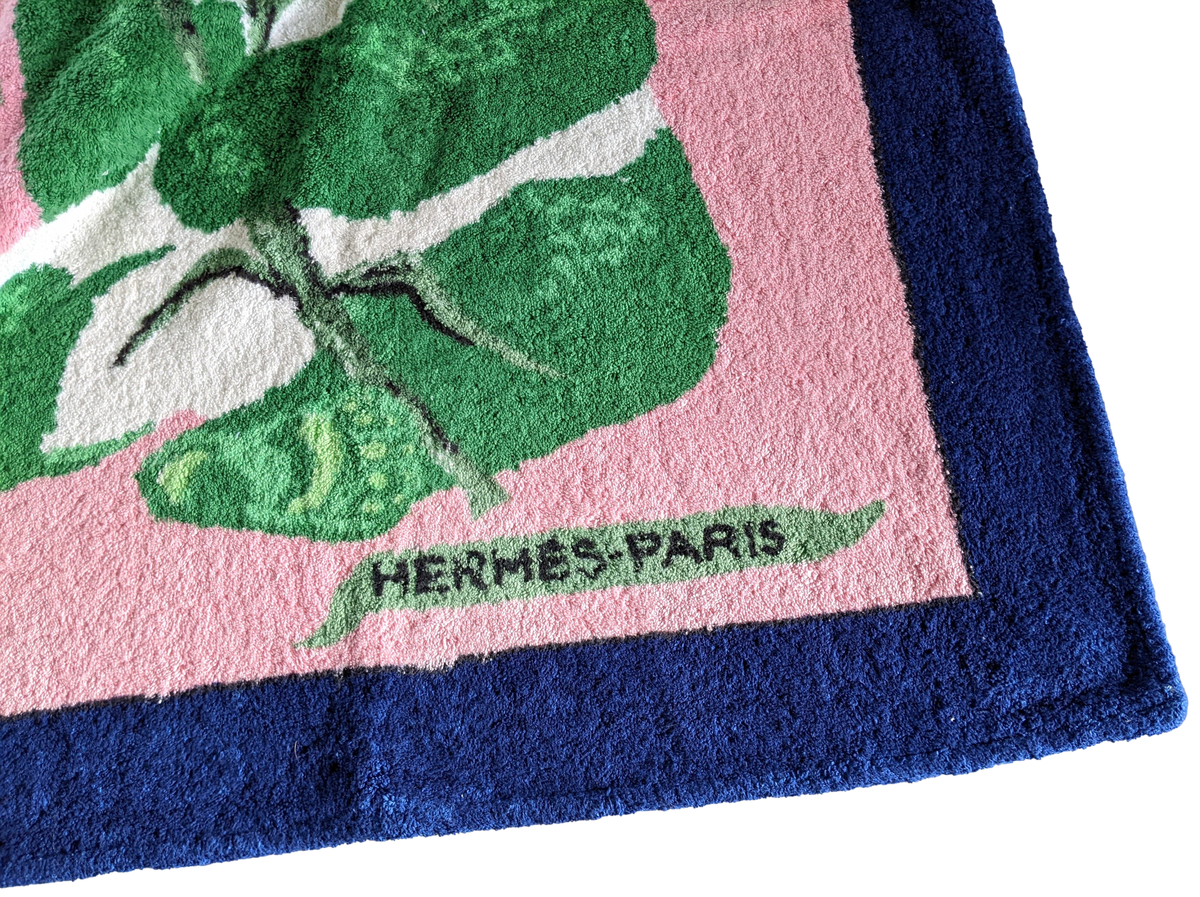 Produits Hermes Vintage Bleu/Pink "Pandas Eating Bambou" Terry Beach Towel 150 x 90 cm