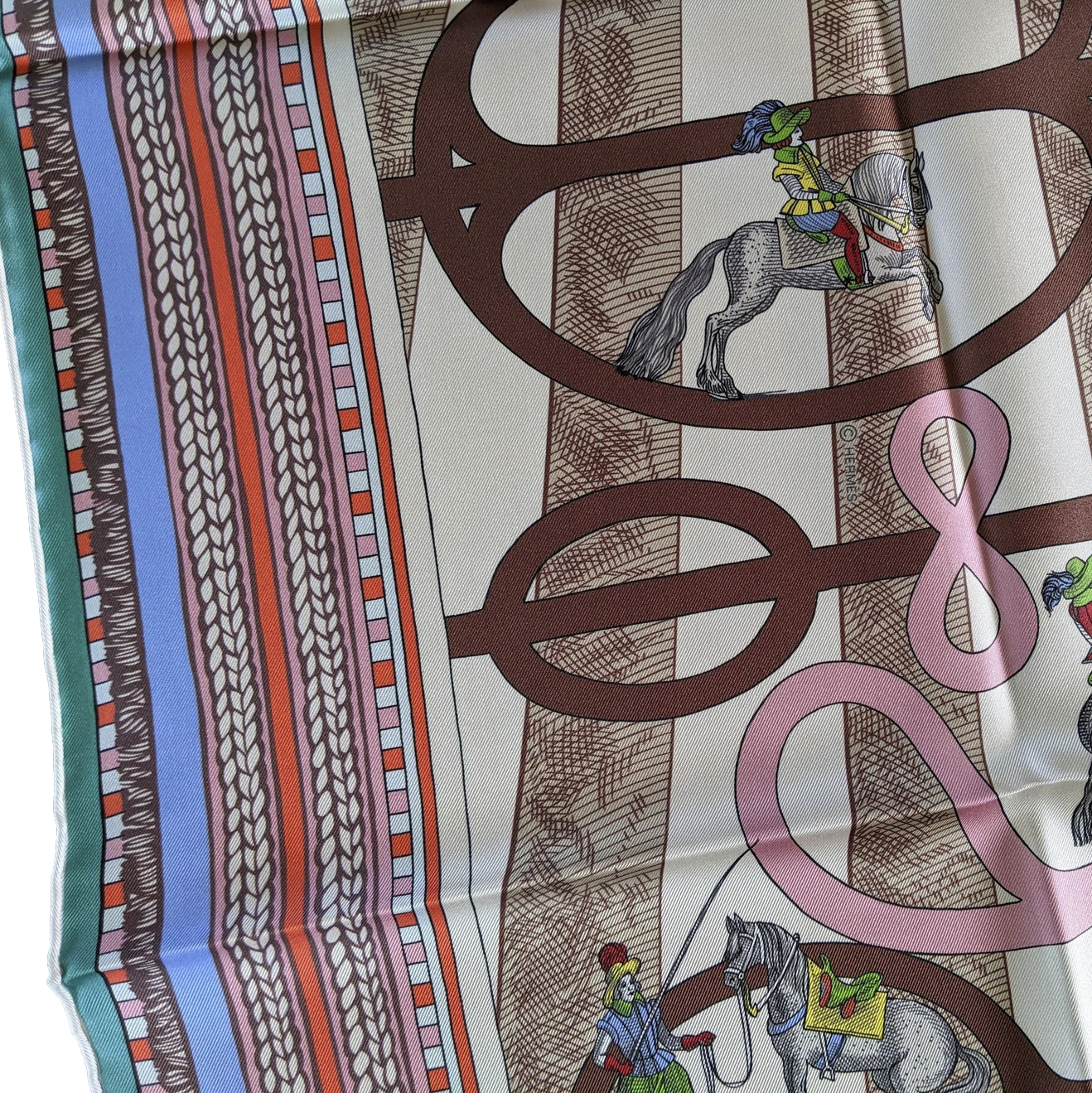 Hermes [C205] Creme/Vert/Rose "Passades et Serpentines" by Virginie Jamin Double Face Twill Scarf 90 cm