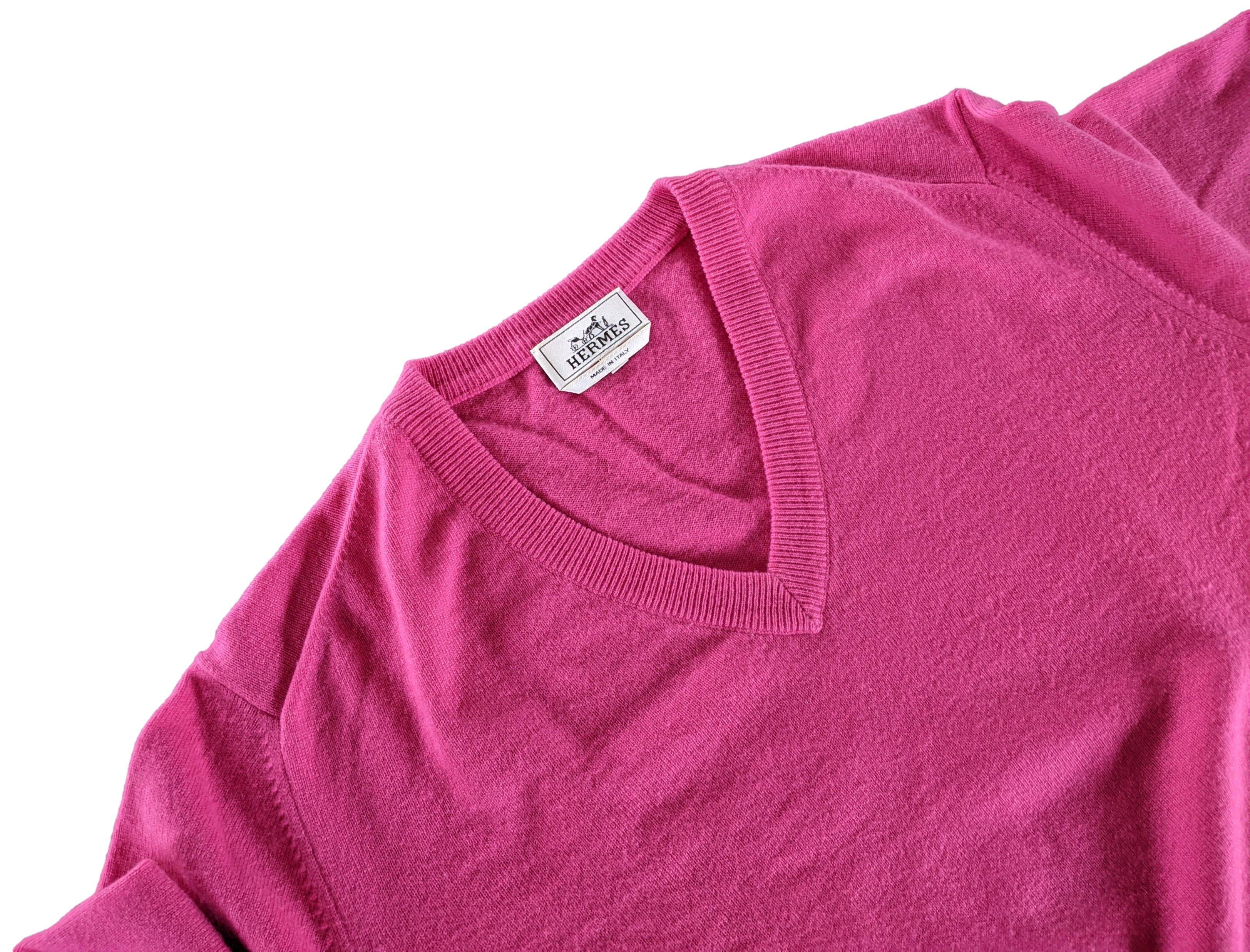 Hermes Men's Rose 100% Cashmere Classic V-Neck Sweater SzXXL