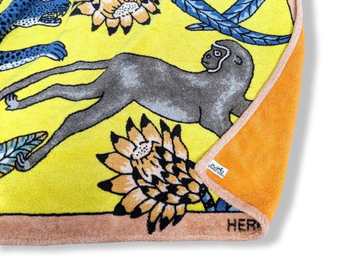 Hermes Pink/Yellow/Blue THE SAVANA DANCE by Ardmore Artists Tapis de Plage Terry Beach Towel 150 x 90cm cm, Rare Model! - poupishop