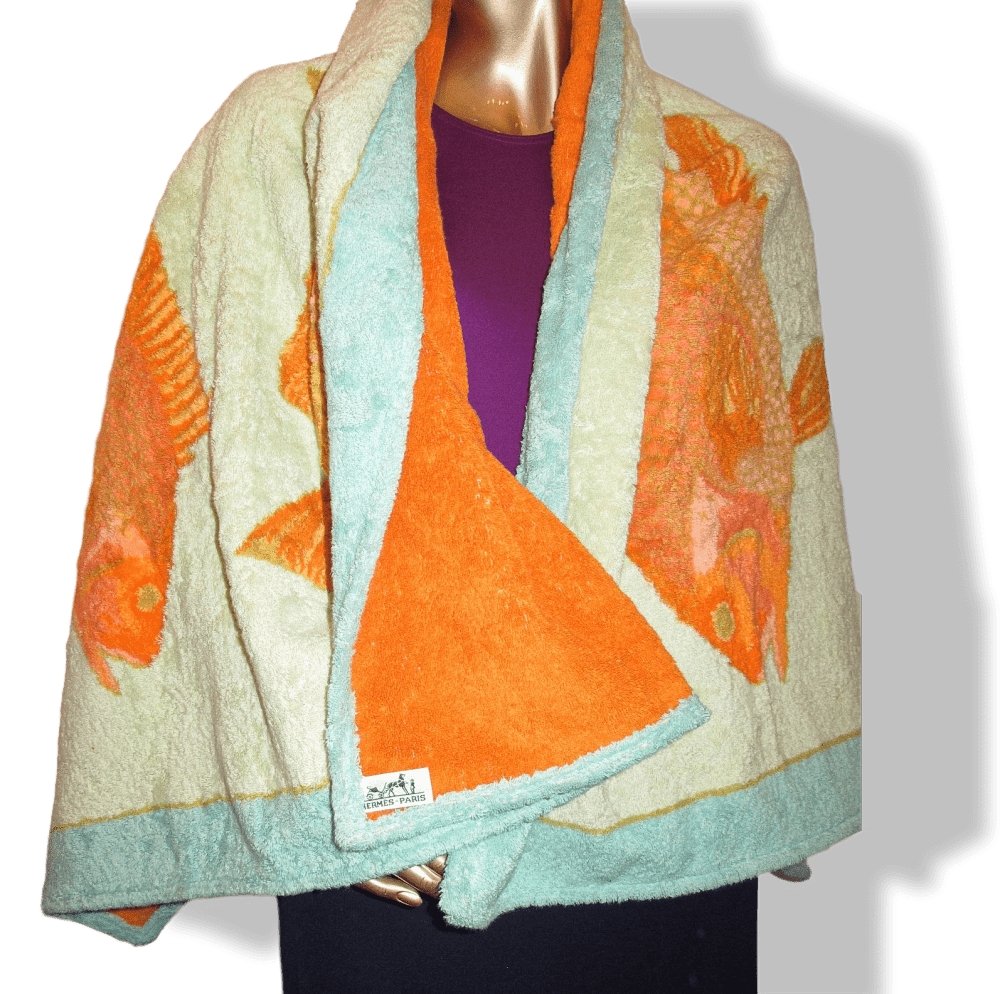 Hermes Pistachio Green Orange Fishes BALI Cotton Terry Animal Print Fish Towel 150 x 90cm cm, New! - poupishop