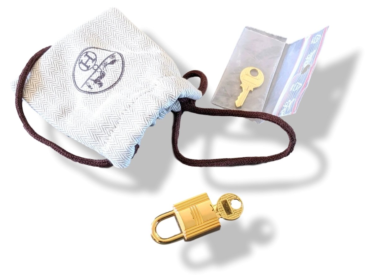 Hermes Plated Gold CADENAS Key Lock 2 KEYS Nr 163 for Birkin Kelly, New and Perfect in Pochette! - poupishop