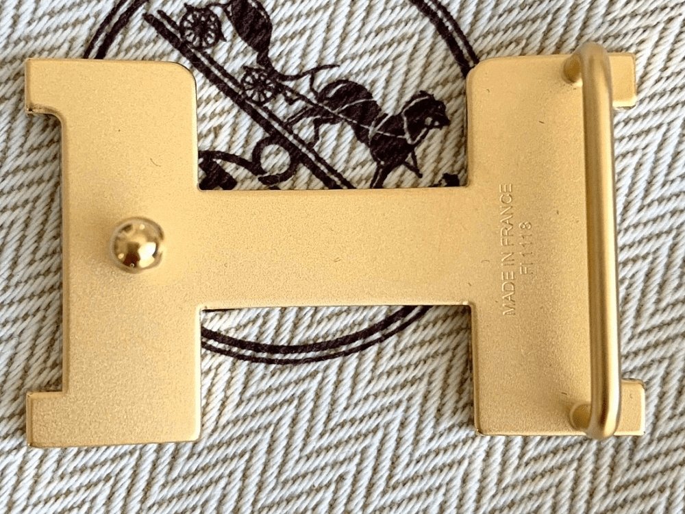 Hermes Plated Gold MINI CONSTANCE GUILLOCHEE Buckle 24 mm, New with Pochette and White Box!! - poupishop
