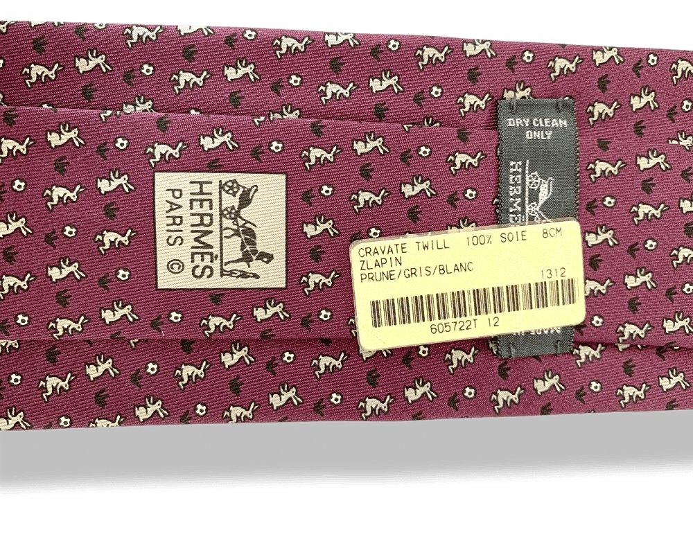 Hermes Plum Grey White Rabbits LAPIN Twill Silk Tie, NWT in Pochette! - poupishop