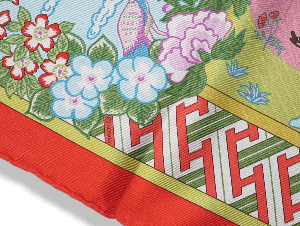 Hermes pour L'Exposition Emile Galle Vic-Sur-Seille 2009 Pink Ballade de Heian by Natsuno Hidaka Twill 90cm, RARE! - poupishop
