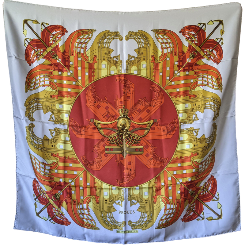 Produits Hermes 1973 Blanc/Rouge "Proues" Twill Scarf 90 x 90 cm