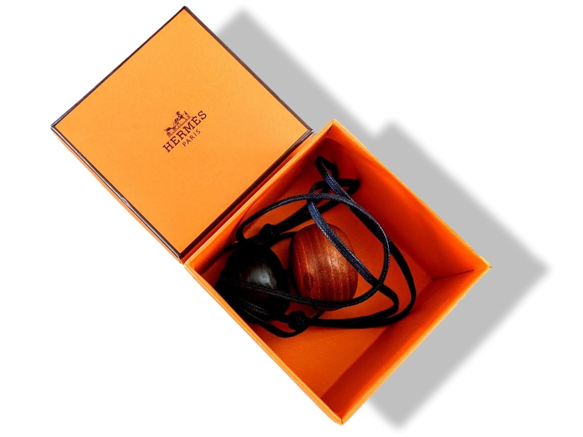 Hermes Rare Precious Wood/Barenia Balls Pompons Pom-Pom Adjustable NECKLACE, BNIB! - poupishop