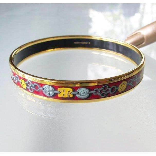 Hermes Red Gold Links Printed Enamel & Gold Trim Bangle Bracelet, NIB! - poupishop