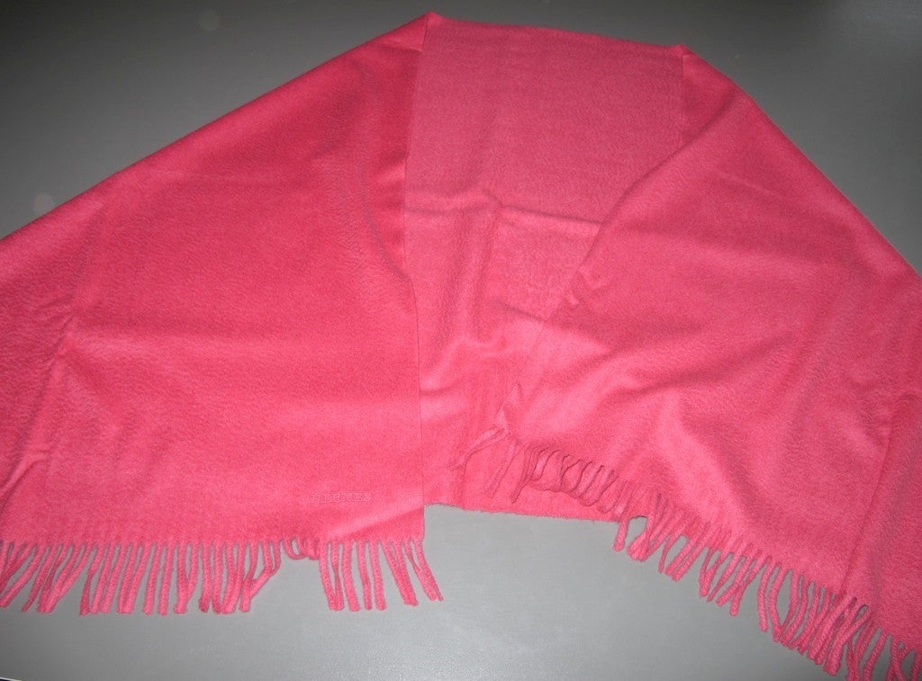Hermes Rose Indien 100% Cashmere Fringed Stole GM, New! - poupishop