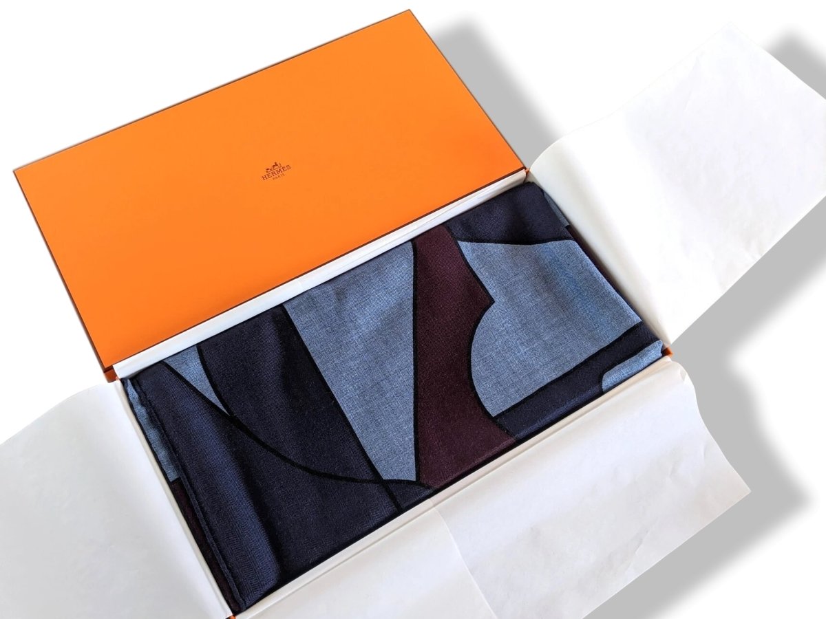 Hermes [S12] 2019 Blue Chiné Navy Red H BRAZILIAN HORSES by Anne-Margaux Ramstein Cashmere Shawl 140, NWTIB! - poupishop