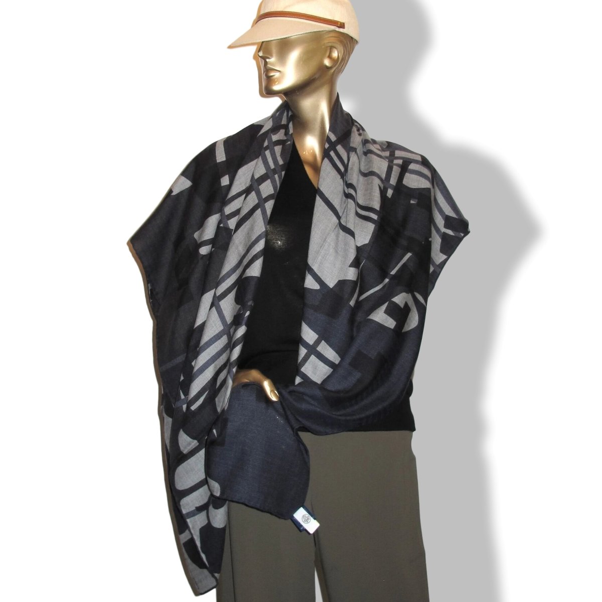 Hermes [S13] 2019 Dark Grey Chine, Navy IMPRIMEUR FOU LIQUID PUZZLE by Cyrille Diatkine/Joachim Metz Cashmere Shawl 140, NWTIB! - poupishop