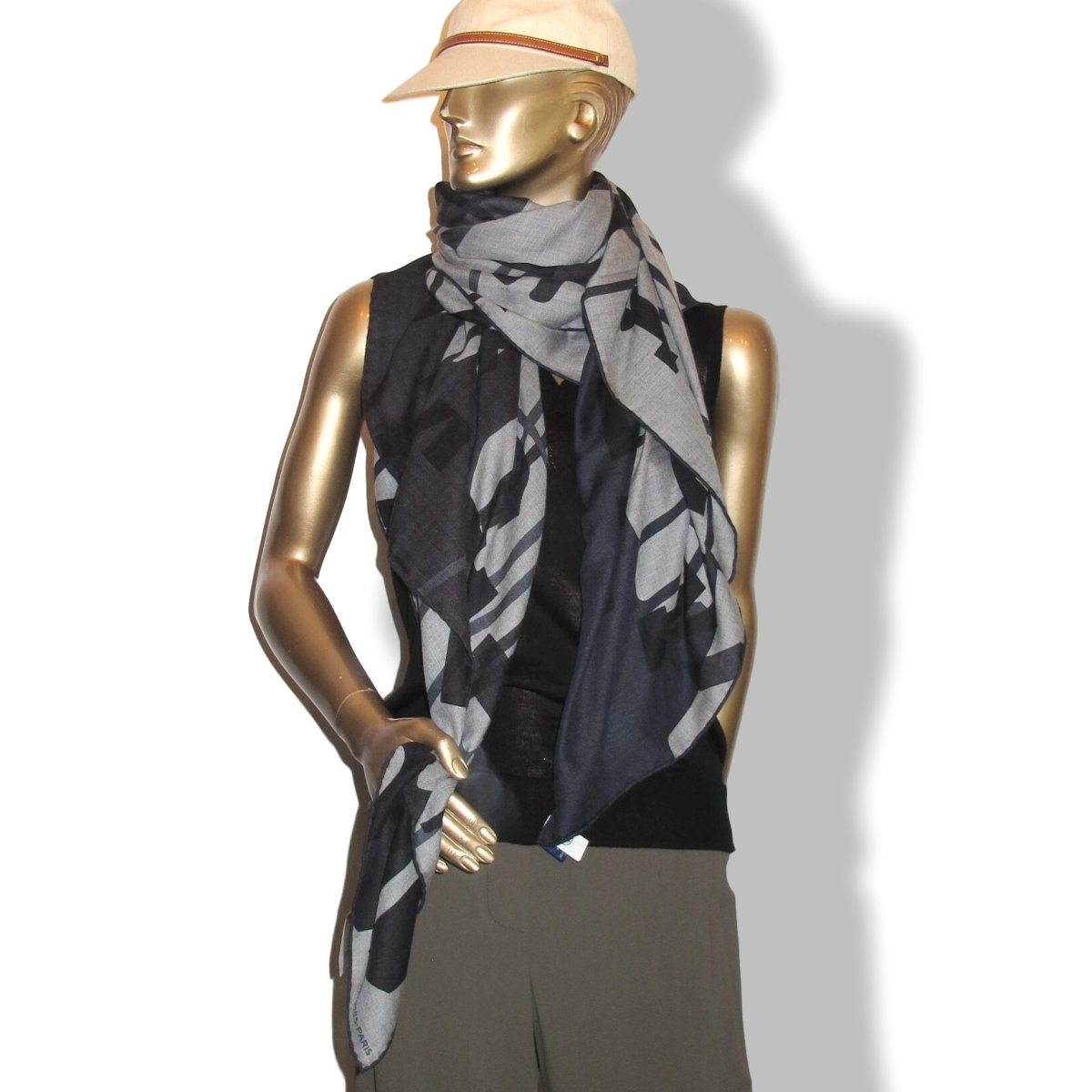 Hermes [S13] 2019 Dark Grey Chine, Navy IMPRIMEUR FOU LIQUID PUZZLE by Cyrille Diatkine/Joachim Metz Cashmere Shawl 140, NWTIB! - poupishop