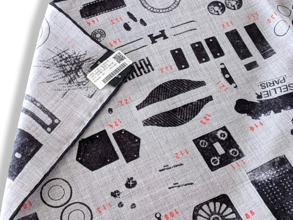 Hermes [S19] 2019 Anthracite Gris Chine Corail TAMPONNABLE REMIX by Gianpaolo Pagni Cashmere Shawl 140, NWTIB! - poupishop