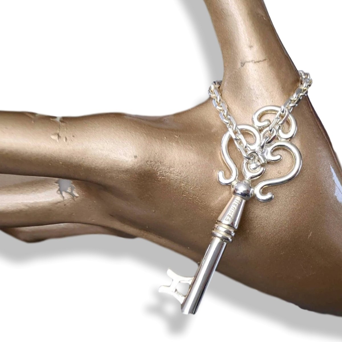 Hermes Shiny Sterling Silver CLEF - KEY Charm Key Ring, Box! - poupishop