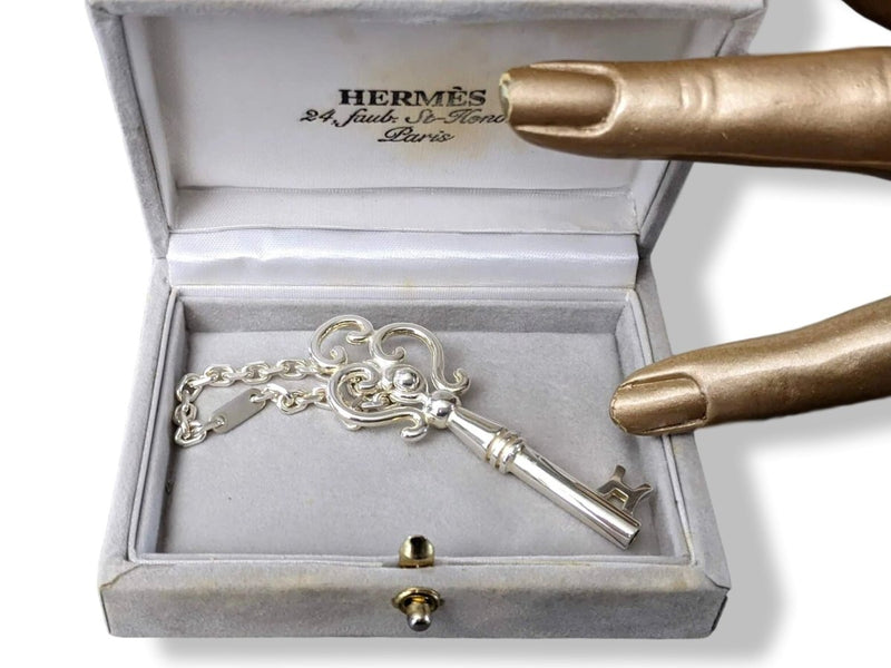 GFF-IN Hermes Single Palladium Clef CURIOSITE Key Amulette Charm New! - poupishop
