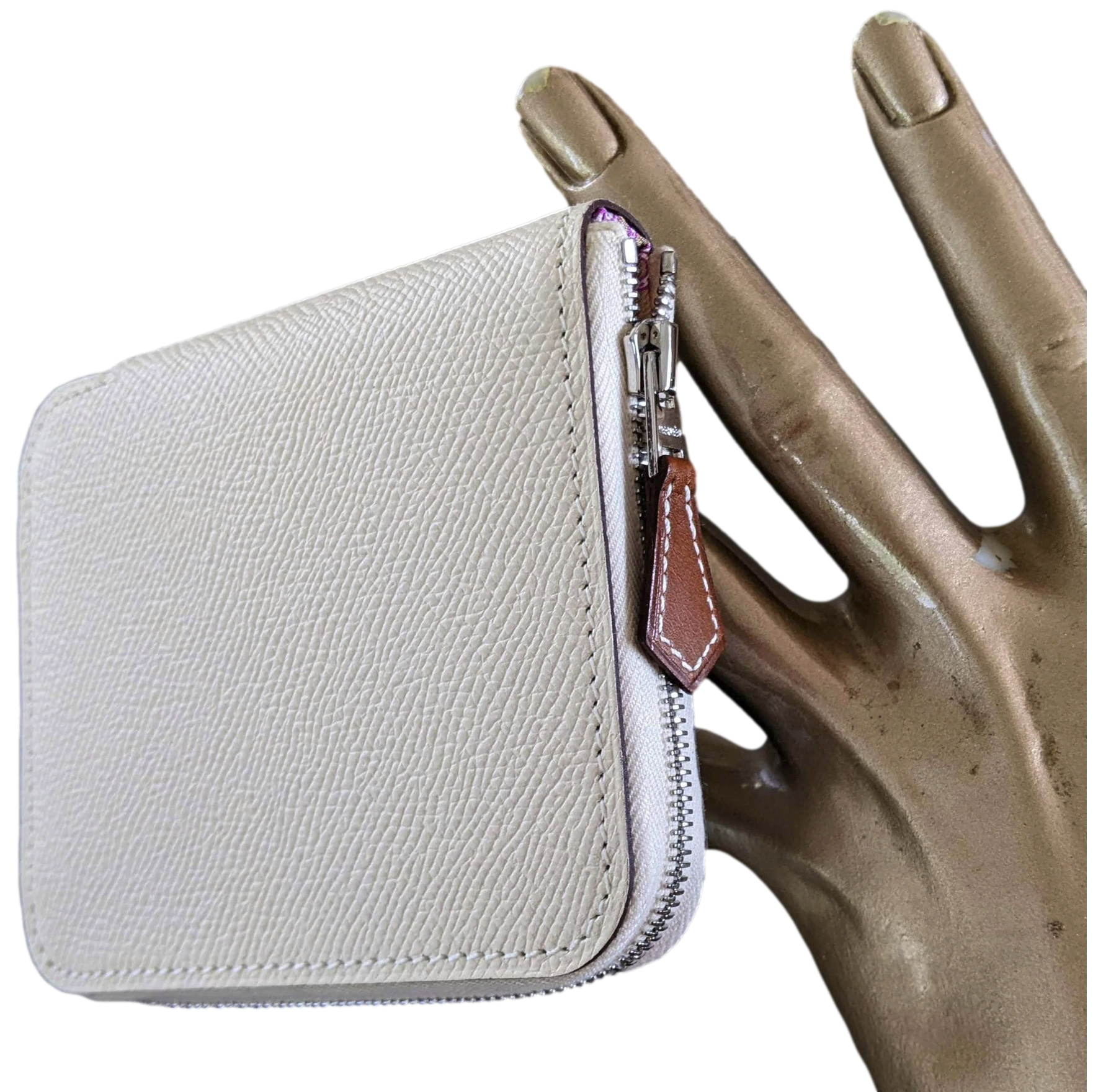 Hermes [L33] Nata/Rose Pourpre Portefeuille "Silk'In Compact" Zipped Wallet