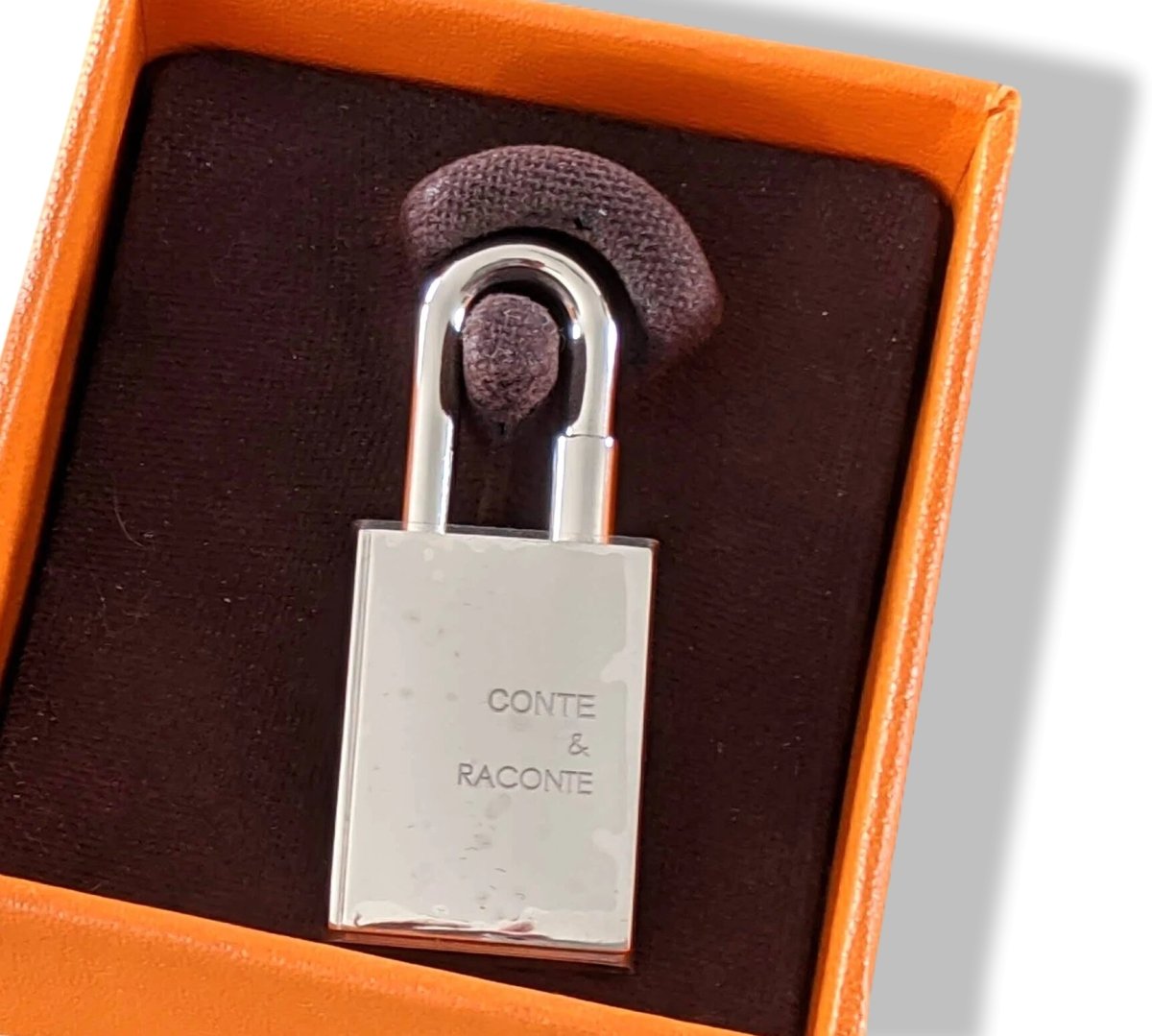 Hermes Silvered CONTE ET RACONTE Cadenas Lock Charm, NIB! - poupishop