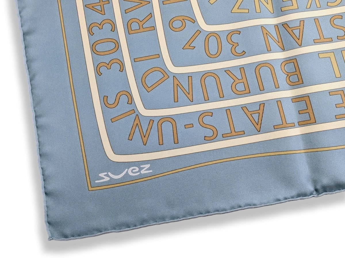 Hermes Special Issue Bleu/Or Sources de la Vie Suez by Fred Rawyler Twill Silk 90cm RARE, NIB! - poupishop