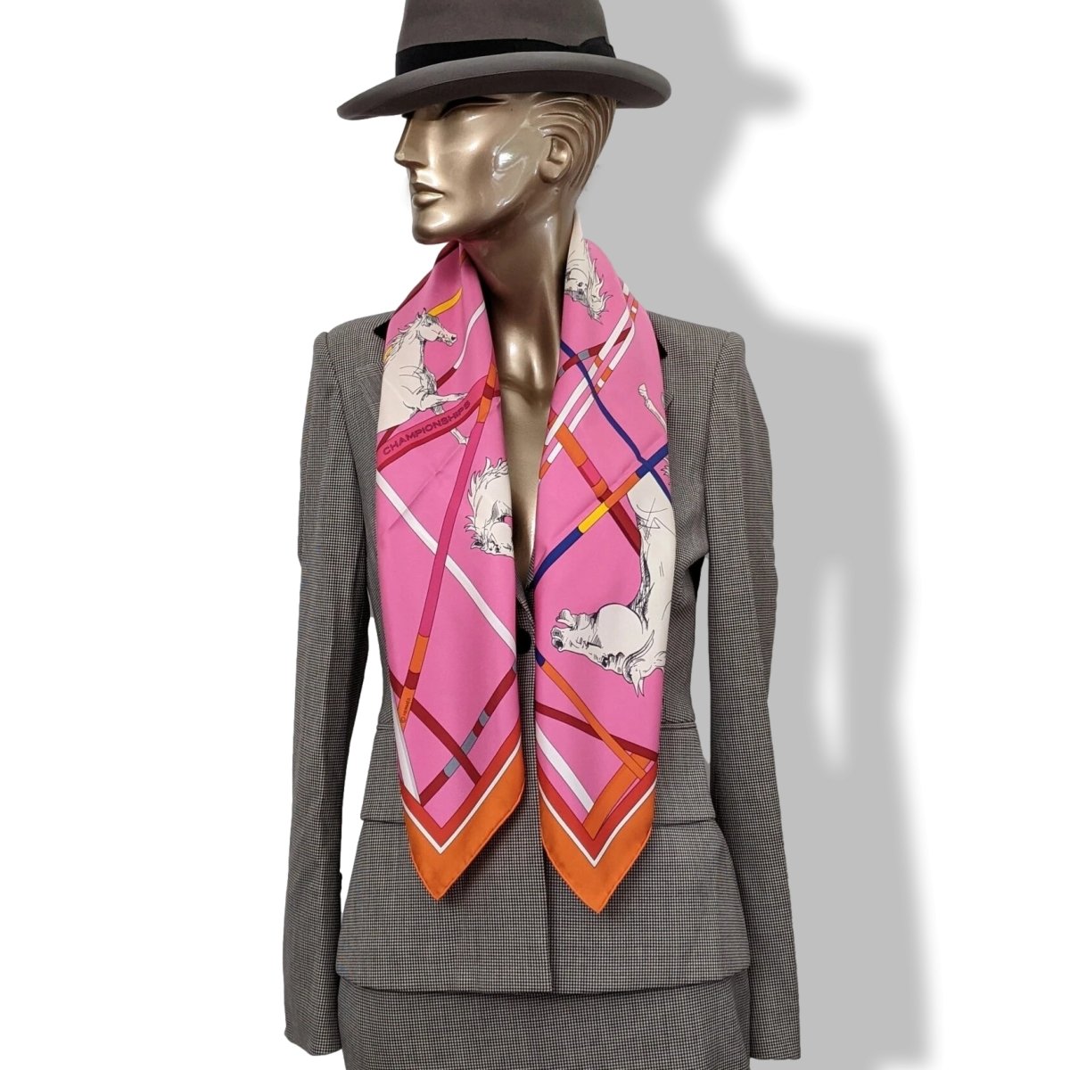 Hermes Special Issue CHAMPIONCHIPS AACHEN 2015 - SAUT D' OBSTACLES Twill 90cm, Rare in Box! - poupishop