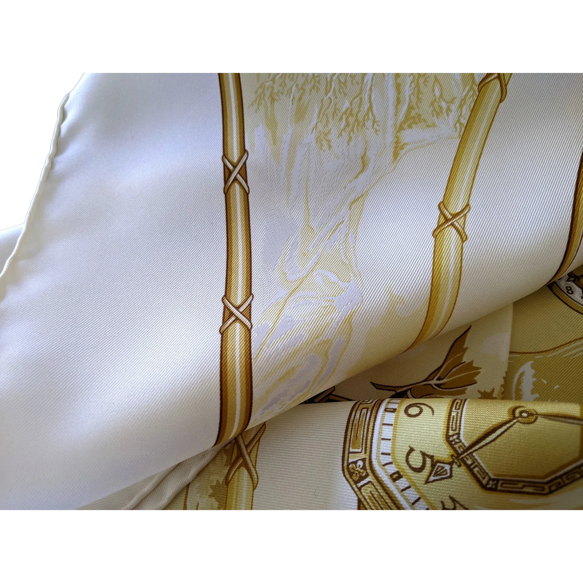 Produits Hermes 2005 Special Ltd. Issue for 250th Anniversary of Vacheron Constantin "Chariot" by Toutsy Blanc Matte Overlay Twill 90cm