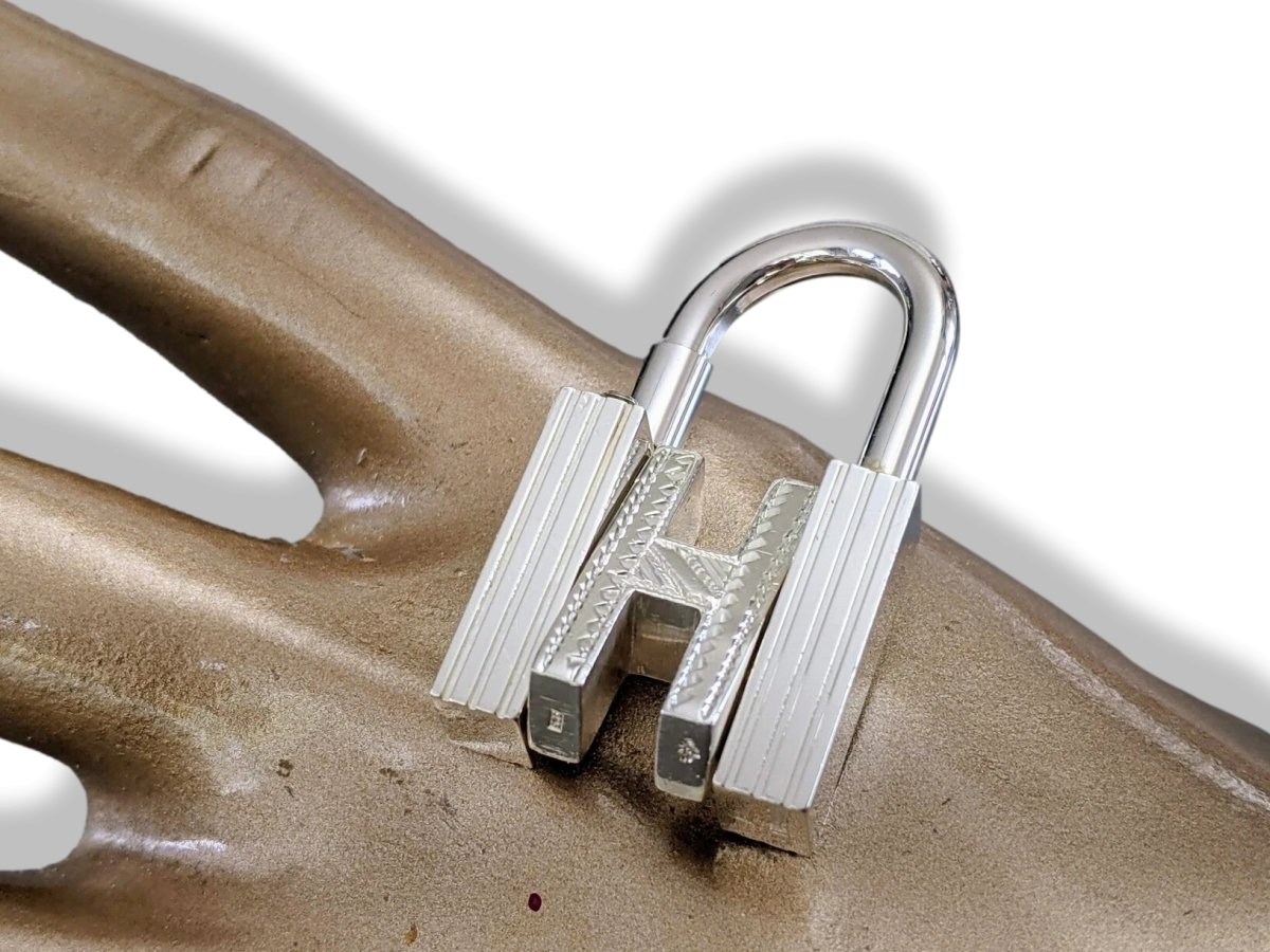 Hermes Sterling Silver 925 Touareg H Padlock Bag Charm Cadenas Key Ring, Mint! - poupishop