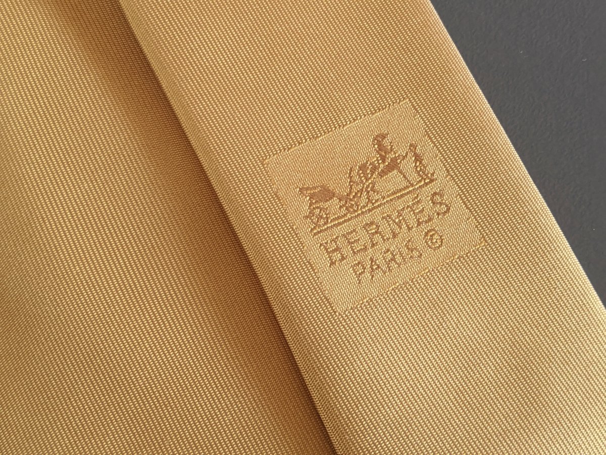 Hermes [T19] Or/Beige TWO COLORS NEWS Silk Tie 9,1 cm, BNWT! - poupishop