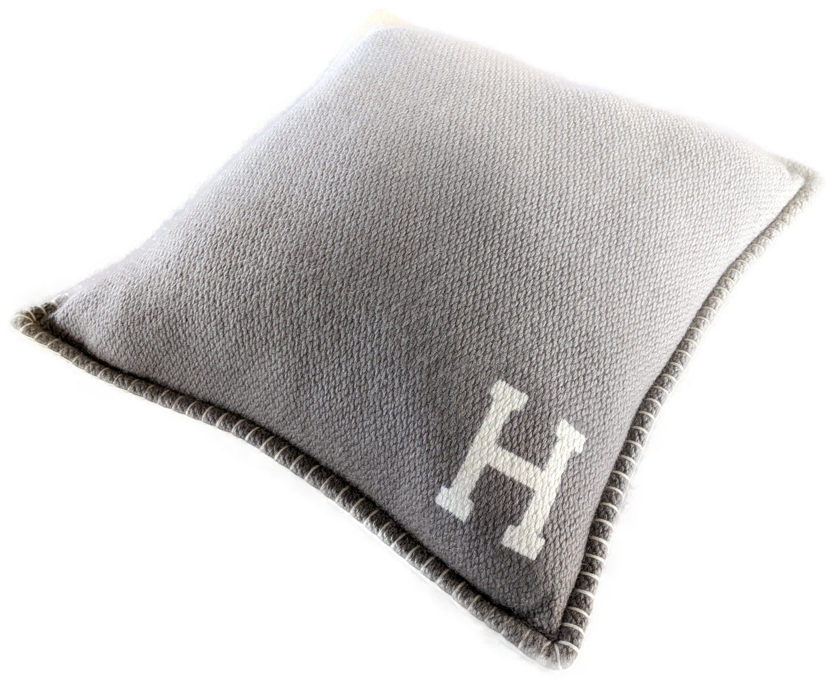Hermes Natural/Gris/Ombre Tibetan Yack'n'Dye Pillow 43 x 43 cm