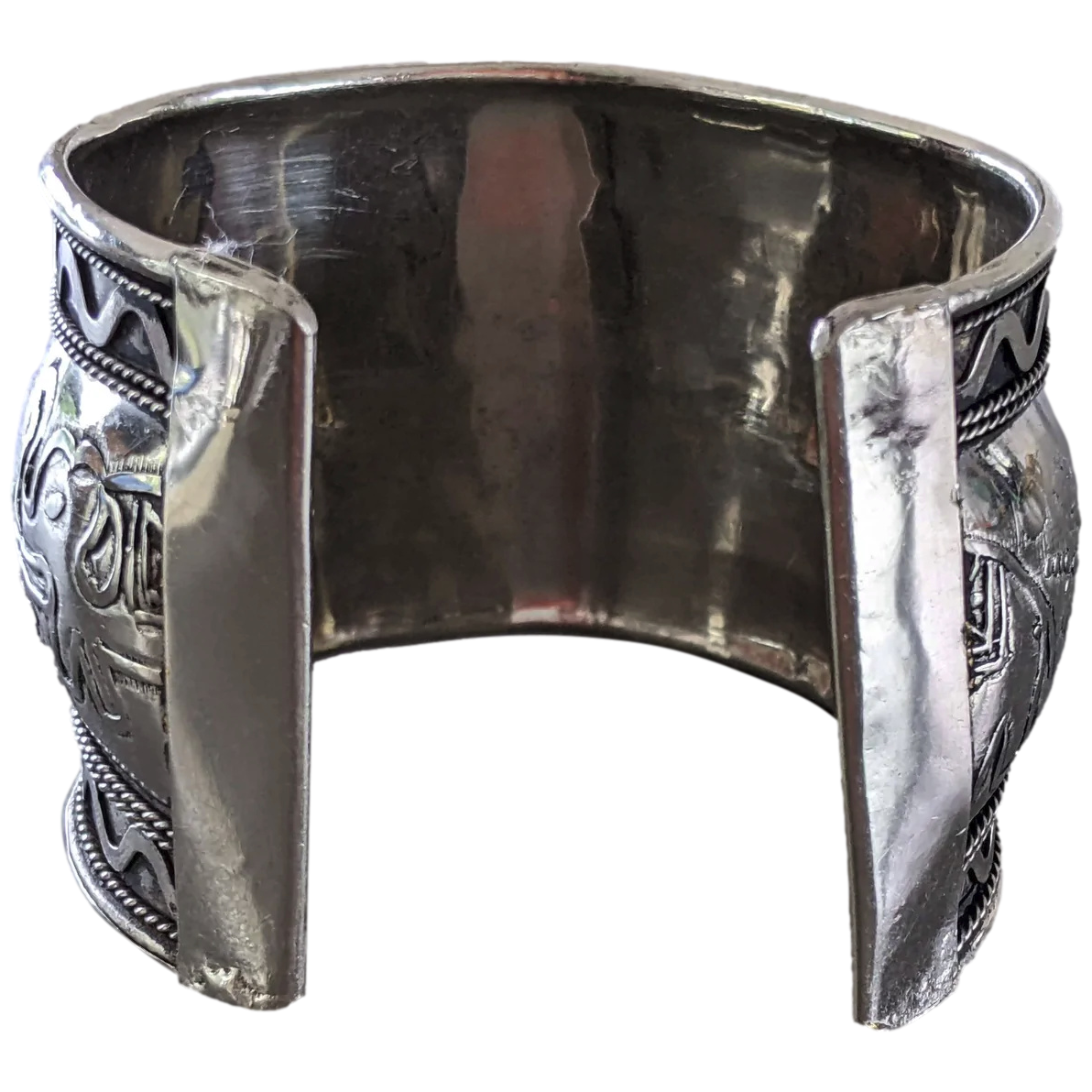 TOUAREG 1950-60s Sterling Silver "Elephants" Cuff Bracelet, Handmade in Niger