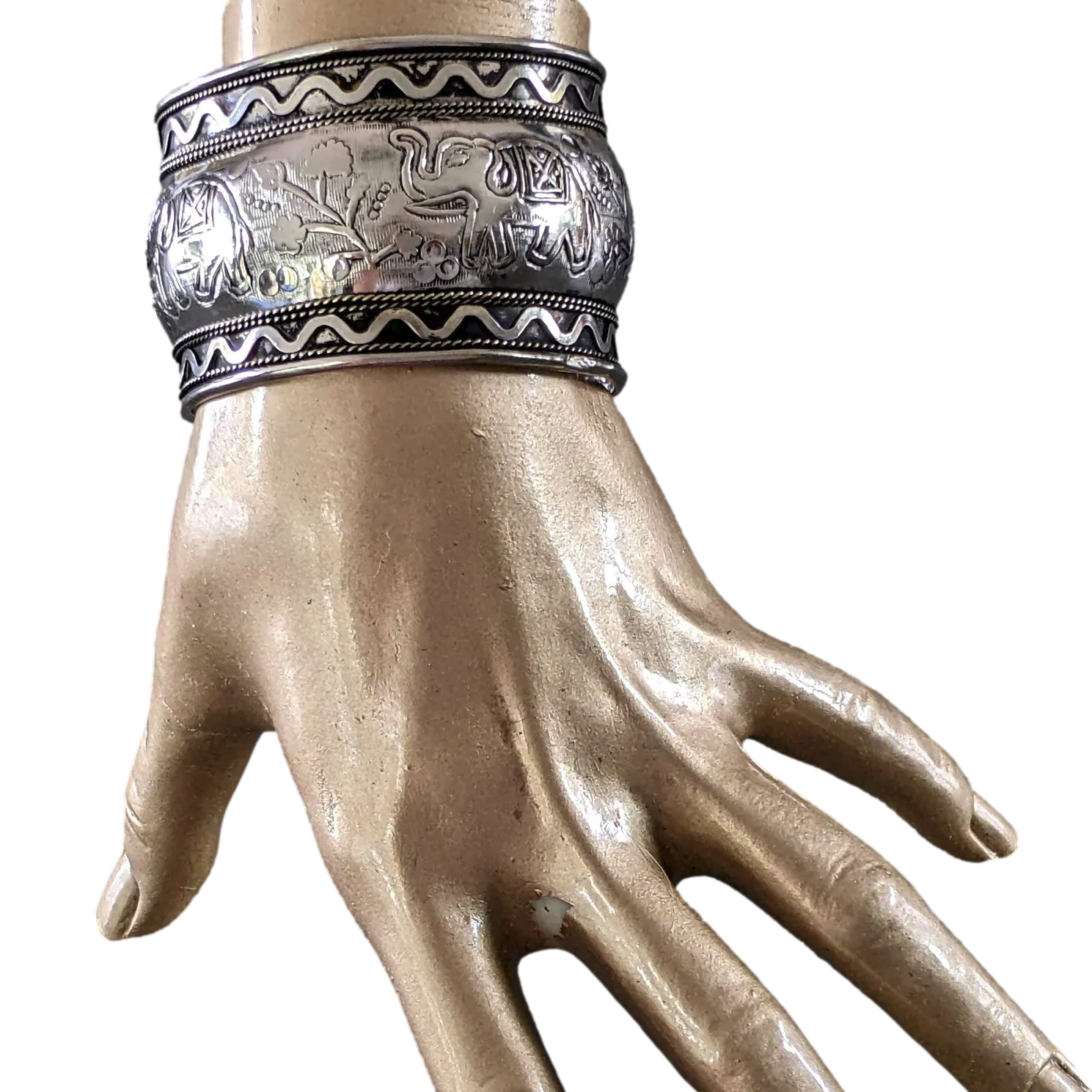 TOUAREG 1950-60s Sterling Silver "Elephants" Cuff Bracelet, Handmade in Niger
