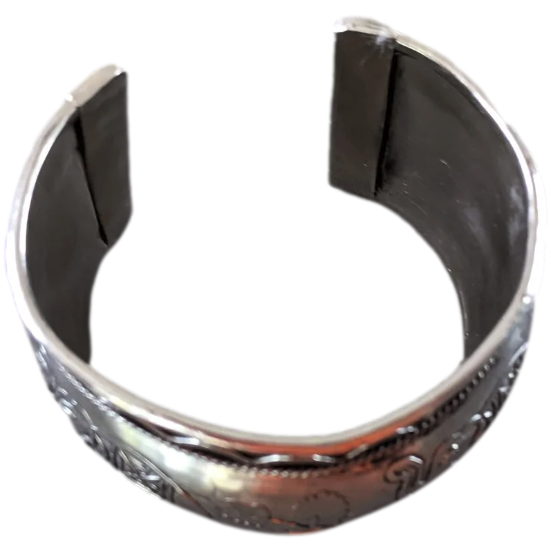 TOUAREG 1950-60s Sterling Silver "Elephants" Cuff Bracelet, Handmade in Niger