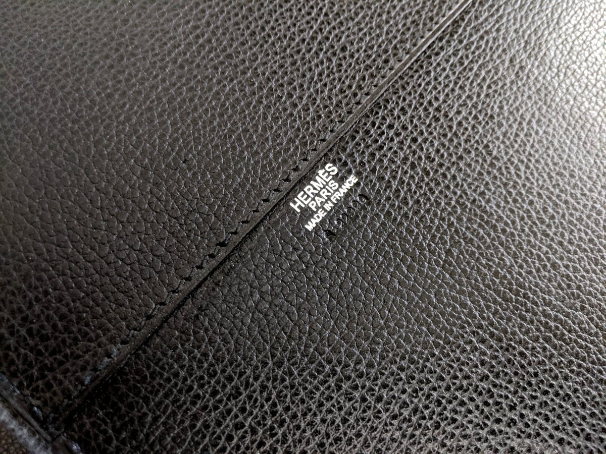 Hermes Unisex Black Vache Liegee VALISE HERLIGHT 24 MM CASE with Carry Co, Superb! - poupishop