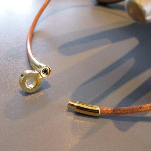Hermes Unisex Natural Leather & Plated Gold Necklace Quitte ou Double, New! - poupishop