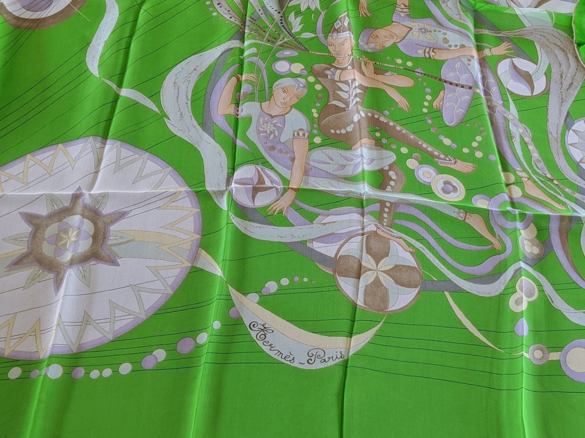 Hermes Vert Vif LA DANSE DU COSMOS by Zoe Pauwels Mousseline Shawl 140, New! - poupishop