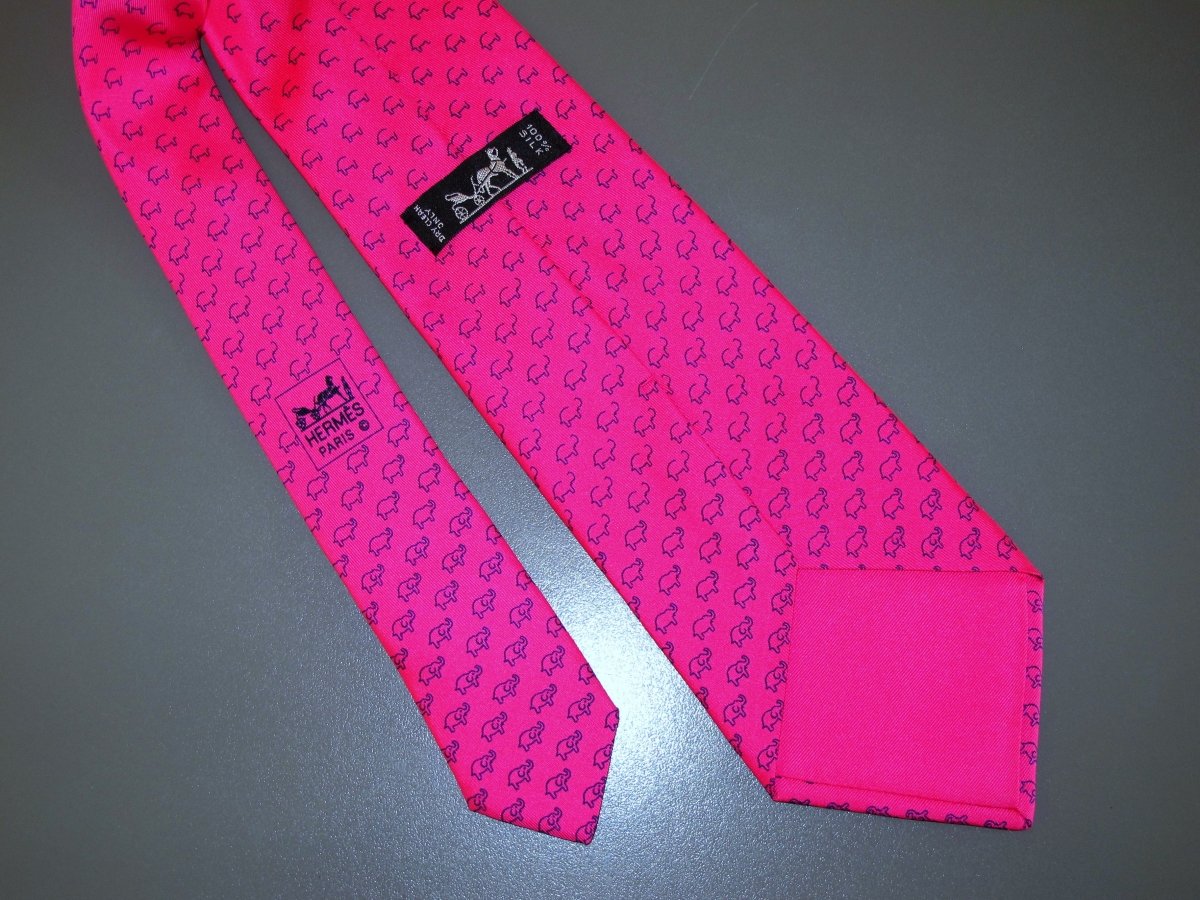 Hermes Vibrant Pink Elephant DESSINE MOI Twill Silk Tie 9cm, NIB! - poupishop