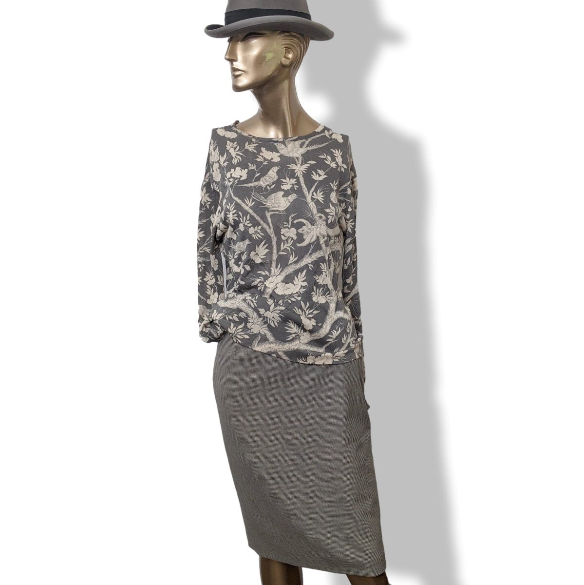Hermes Vintage Gris/Blanc VIEILLE CHINE Long Sleeves Top Mesh Maille de Jersey de Soie, Rare! - poupishop