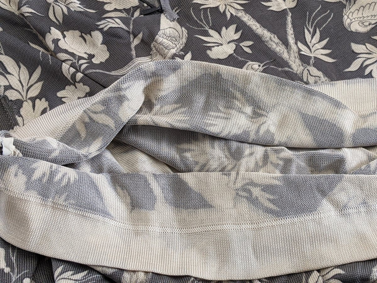 Hermes Vintage Gris/Blanc VIEILLE CHINE Long Sleeves Top Mesh Maille de Jersey de Soie, Rare! - poupishop