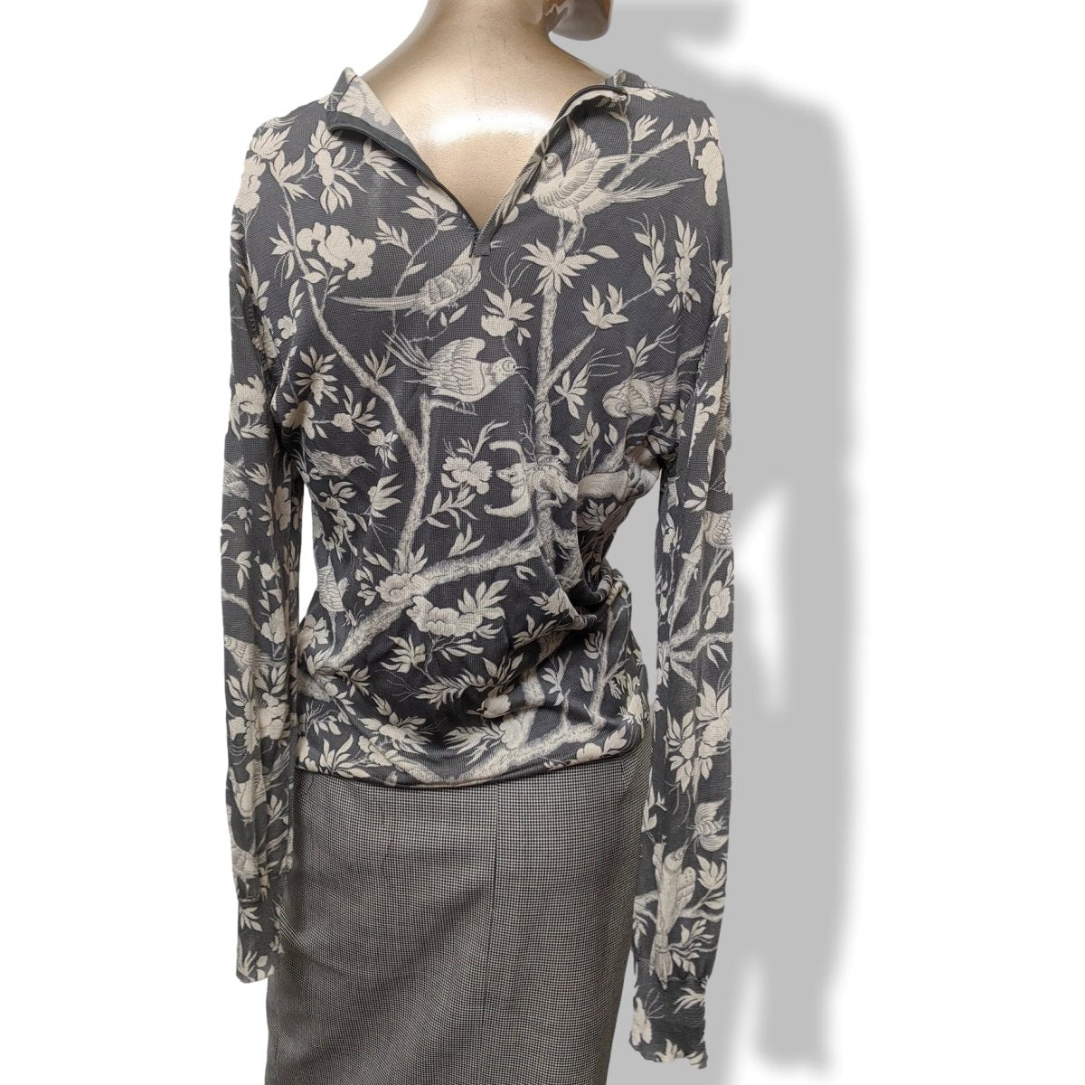 Hermes Vintage Gris/Blanc VIEILLE CHINE Long Sleeves Top Mesh Maille de Jersey de Soie, Rare! - poupishop