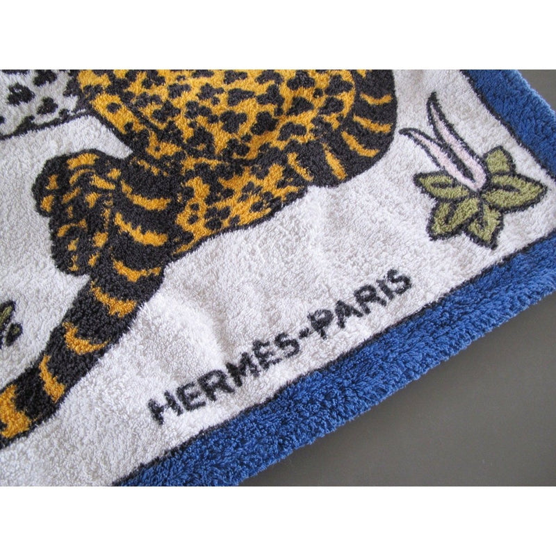 Hermes vintage Navy White Cotton Terry Leopards Beach Towel - poupishop