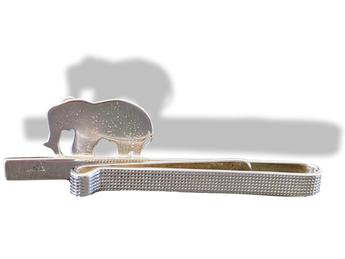 Hermes Vintage Sterling Silver Guillochee ELEPHANT Tie Pin, RARE in Box! - poupishop