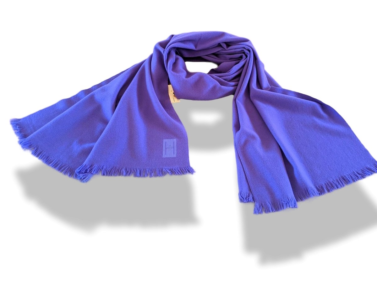 Hermes Violet ETOLE CACHEMIRE SOFT Fringed Stole 100% Cashmere 72 x 220 cm, BNWT - poupishop