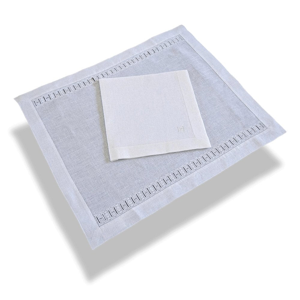 Hermes White Embroidered H Linen Placemat SET DE TABLE 2 Pc, BNIB! - poupishop