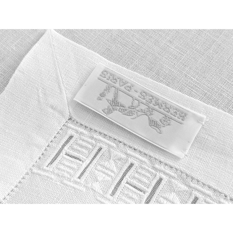 Hermes White Embroidered H Linen Placemat SET DE TABLE 2 Pc, BNIB! - poupishop