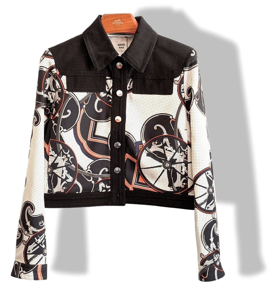 hermes-womens-bw-outdoor-